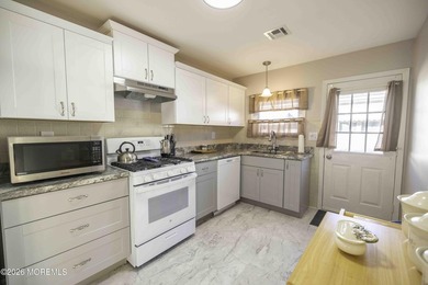 Welcome to 91 Cabrillo Blvd, a move-in ready Sarasota model in - photo 6
