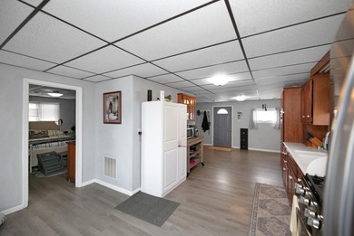 Extremely rare two house property with some of the most amazing - photo 9