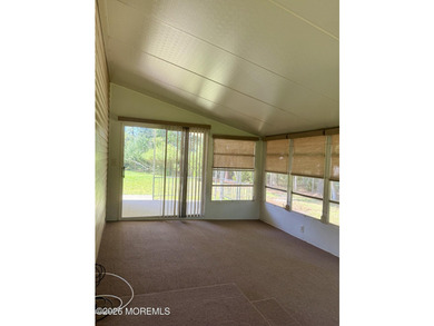 Freshly painted extremely clean lakeview model. 2 bedrooms 2 - photo 12