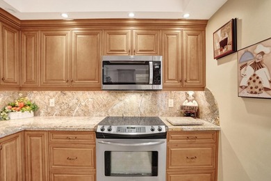Rarely Available Ground Floor Condo with Direct Golf Course - photo 22