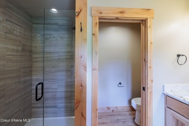 Welcome to ''Grandview 'Jumbo' Condos'', a fusion of luxury and - photo 23