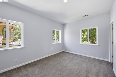 Welcome Home to 307 Dana St! This Property has been completely - photo 25
