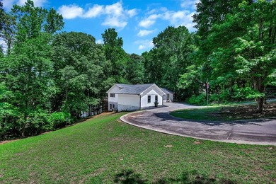 Stunning fully remodeled home presents like new construction - photo 43