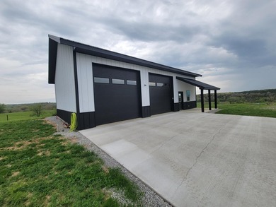 This stunning 2-bedroom, 1-bath barndominium sits on - photo 22