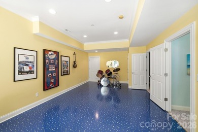 This exceptional 5,200+ square-foot waterfront residence offers - photo 33