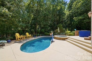 This exceptional 5,200+ square-foot waterfront residence offers - photo 39