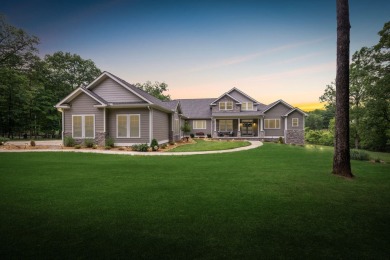 Lake Home For Sale in Ooltewah, Tennessee