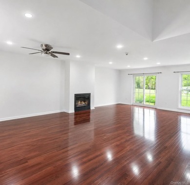 Experience waterfront luxury living in this beautifully - photo 6