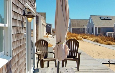 A Cottage at the Beach! Freestanding spacious and light-filled - photo 22