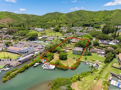 NEW LISTING!! This truly exceptional waterfront estate on - photo 2