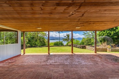 NEW LISTING!! This truly exceptional waterfront estate on - photo 9