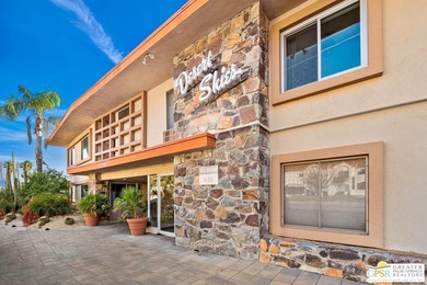 Experience Palm Springs history in this renovated 1958 - photo 1