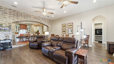 Welcome to luxury Hill Country living in gated Rockin J Ranch - photo 4