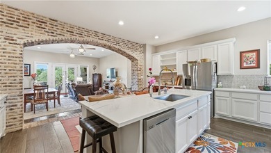 Welcome to luxury Hill Country living in gated Rockin J Ranch - photo 10