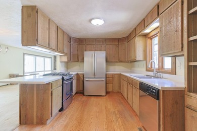 Beautiful one-owner solid brick ranch nestled along the scenic - photo 11