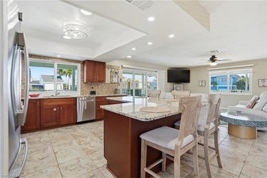 Charming coastal retreat ideally located on the south end of - photo 13
