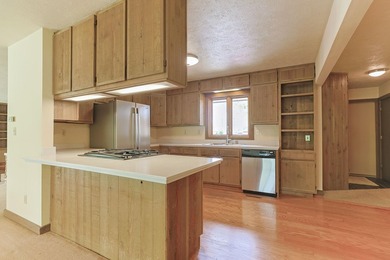 Beautiful one-owner solid brick ranch nestled along the scenic - photo 13