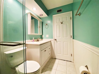 Come see this wonderful, first floor, corner, well-maintained - photo 14