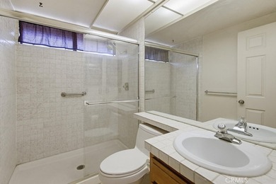 Great opportunity to own this lovely end-unit townhome priced - photo 14