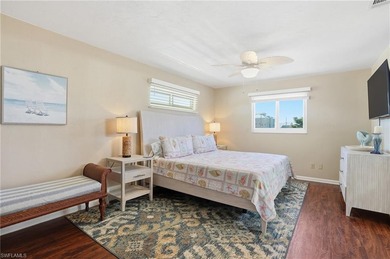 Charming coastal retreat ideally located on the south end of - photo 20