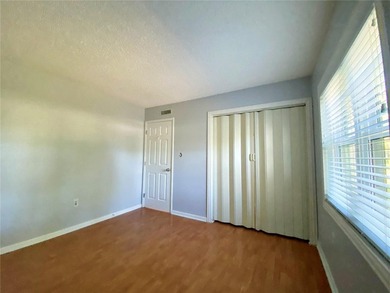 Come see this wonderful, first floor, corner, well-maintained - photo 20