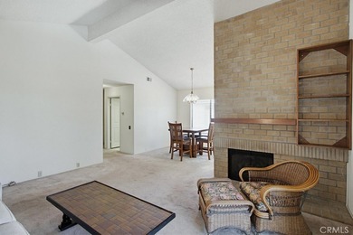 Great opportunity to own this lovely end-unit townhome priced - photo 20