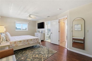 Charming coastal retreat ideally located on the south end of - photo 21
