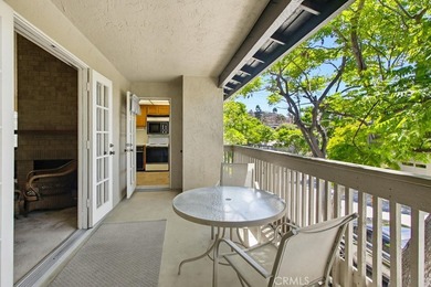 Great opportunity to own this lovely end-unit townhome priced - photo 23