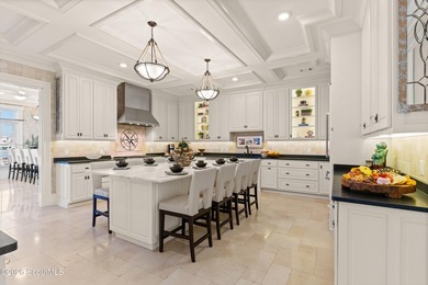 Welcome to 316 Yacht Club, one of the most extraordinary - photo 14