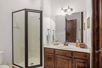 This charming 3/3 Villa has amazing golf course and Hill Country - photo 15