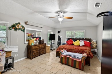 Discover the perfect blend of comfort, space, and functionality - photo 16