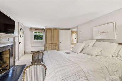 VILLAGE OF ROSLYN. Welcome to 80 E. Broadway, where timeless - photo 16