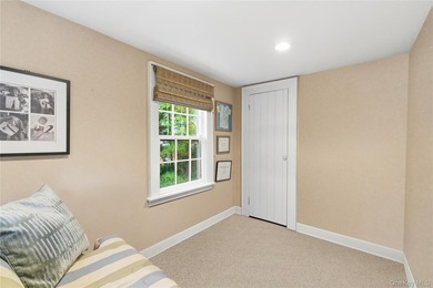 VILLAGE OF ROSLYN. Welcome to 80 E. Broadway, where timeless - photo 18