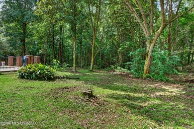 Discover the perfect blend of comfort, space, and functionality - photo 29