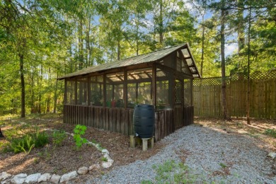 Traditional Southern Style Lake Home - photo 30