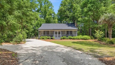 Tucked away on a quiet cul-de-sac in Hagley Estates, this - photo 2
