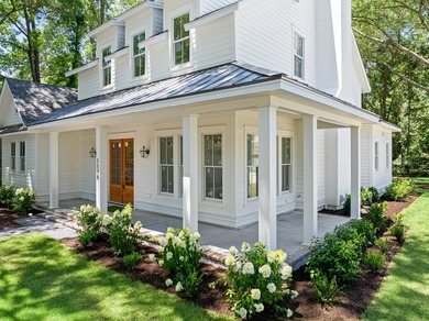 Positioned on an oversized homesite in South Mount Pleasant - photo 2
