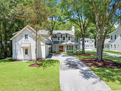 Positioned on an oversized homesite in South Mount Pleasant - photo 3