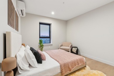 Welcome to your Portland Skyline view. Life at Daymark is about