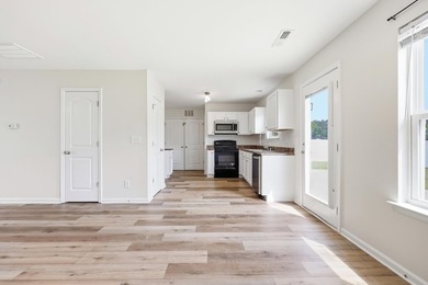 Enjoy quiet, slow paced country living while not being too far - photo 8