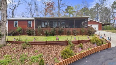 Lake Guntersville Home For Sale in Scottsboro Alabama