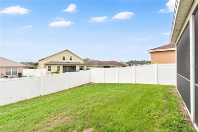 Discover this stylish, spacious, and well-kept 4-bedroom, 2 - photo 32