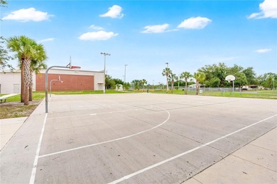 Discover this stylish, spacious, and well-kept 4-bedroom, 2 - photo 37