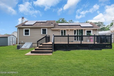 Welcome home to this charming 2-bedroom, 1-bath ranch in the - photo 42