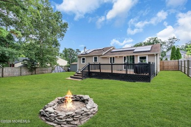Welcome home to this charming 2-bedroom, 1-bath ranch in the - photo 43