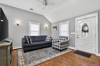 Beautifully renovated inside and out!! Welcome to 105 N Hamilton - photo 4