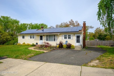 Spacious 4-bedroom home tucked away at the end of a private - photo 1