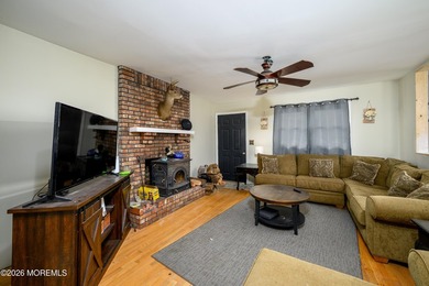 Spacious 4-bedroom home tucked away at the end of a private - photo 3