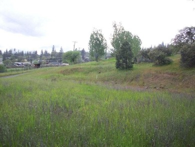 Lake Lot For Sale in Shady Cove, Oregon