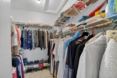 CONVERTIBLE 2 BR 2 BA VILLA - UPDATED AND MOVE-IN READY! Enjoy - photo 14